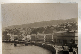 Vista del malecón desde los almacenes fiscales