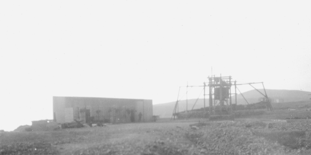 Vista del exterior de una mina, 1890