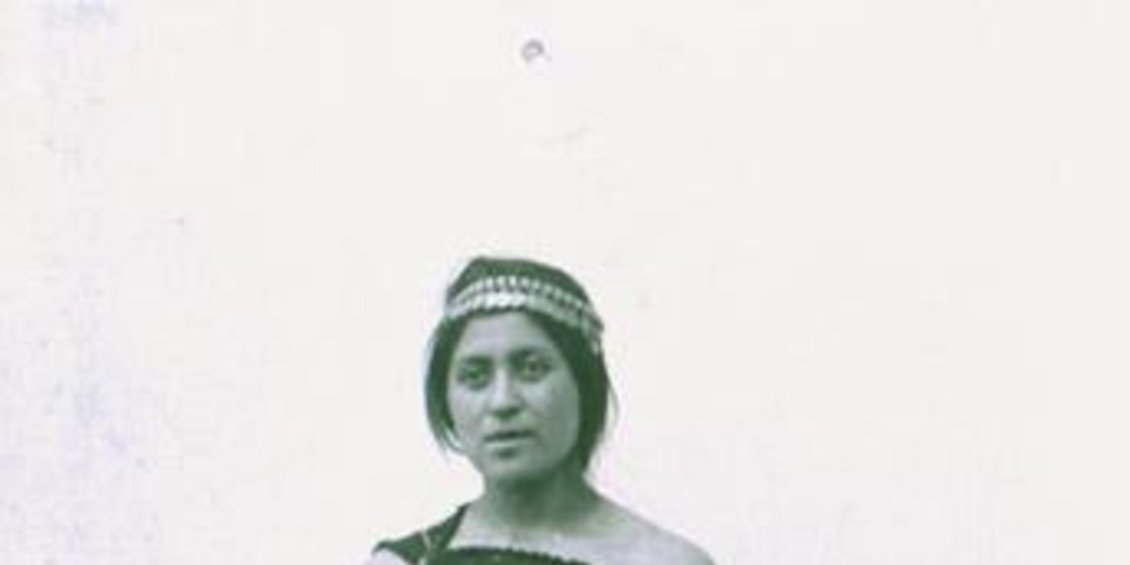 Mujer mapuche, hacia 1900