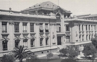 Edificio Central de la Escuela de Ingeniería. Facultad de Ciencias Físicas y Matemáticas