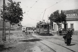 Tranvía en calle Bustamante con Providencia, 1927