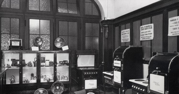 Exposición de estufas y artefactos eléctricos, 1924