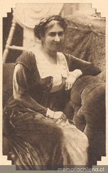 Inés Echeverría de Larraín (Iris), 1868-1949