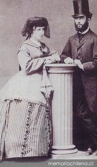 Padres de Iris, Inés Bello Reyes y Félix Echeverría Valdés