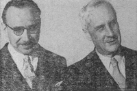 Enrique Espinoza junto a otro escritor, 1962