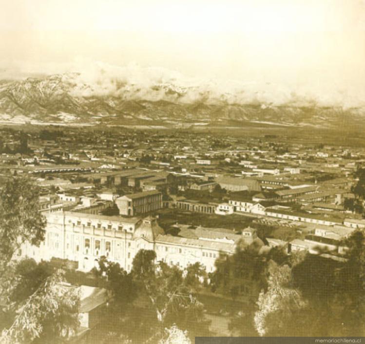 Santiago, visto desde el Cerro Santa Lucía hacia 1908