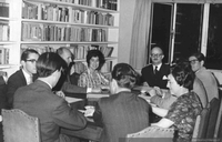 Roque Esteban Scarpa, en el Centro de Investigaciones de Literatura Comparada de la Universidad de Chile, hacia 1966