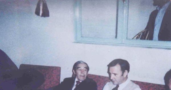 Jorge Teillier junto a Rolando Cárdenas