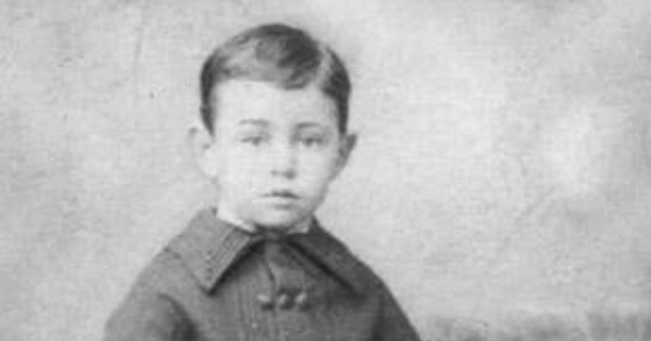 Diego Dublé Urrutia en 1884, a los 7 años de edad