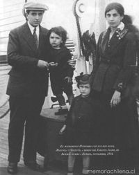 La familia rumbo a Europa a bordo del Infanta Isabel de Borbón, 1916