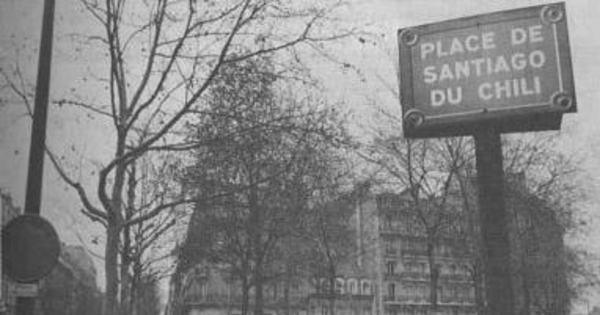 Place de Santiago du Chili : manifestación de exiliados chilenos