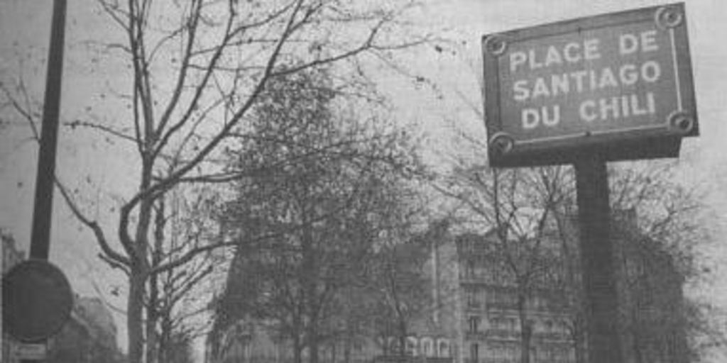 Place de Santiago du Chili : manifestación de exiliados chilenos