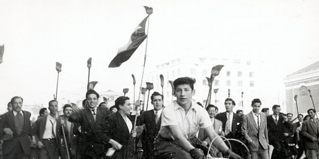 Manifestación a favor de Ibáñez, 1952