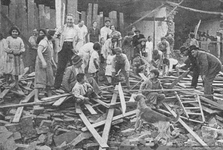 Mercado de San Carlos destruido tras el terremoto de 1939