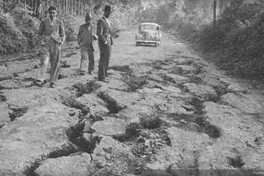Camino de Chillán a Concepción destruido por el terremoto de 1939