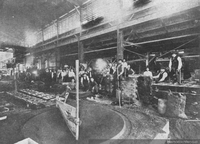 Compañía Electro-Metalúrgica S.A., taller de fundición con tres hornos eléctricos, Santiago, 1928