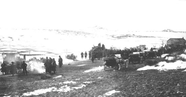 Tropas argentinas enviadas por petición del gobierno chileno a luchar contra los pobladores de Chile Chico en los sucesos de 1918, Estancia Eduardo Kellis, 1918