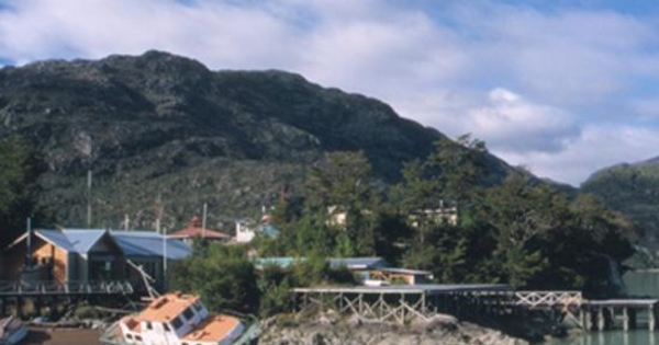 Muelle de Tortel, Aysén, 2001