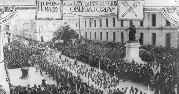 Homenaje a la Ley de Instrucción Primaria Obligatoria, 1920