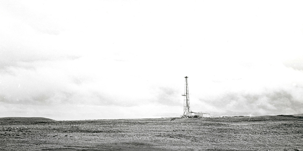 Maquinaria en plataforma petrolera en Tierra del Fuego