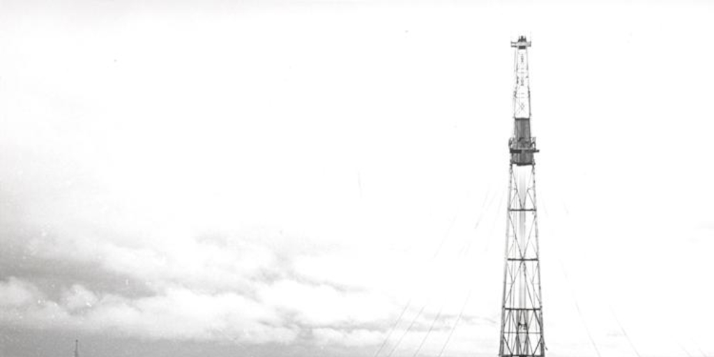 Maquinaria en plataforma petrolera en Tierra del Fuego