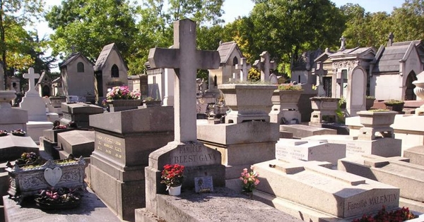 Tumba de Alberto Blest Gana, Cementerio Pere Lachaise, Paris, Francia, noviembre 2003