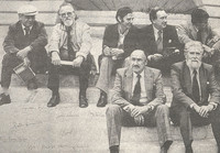 Enrique Gómez-Correa junto a Francisco Coloane, Nicanor Parra, José Donoso, Jorge Teillier y Enrique Lafourcade