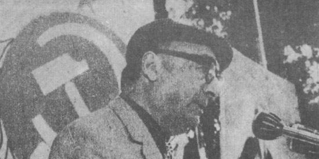Neruda en un acto del Partido Comunista, hacia 1970