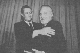 Entrega de Premio Nacional de Literatura, 1986