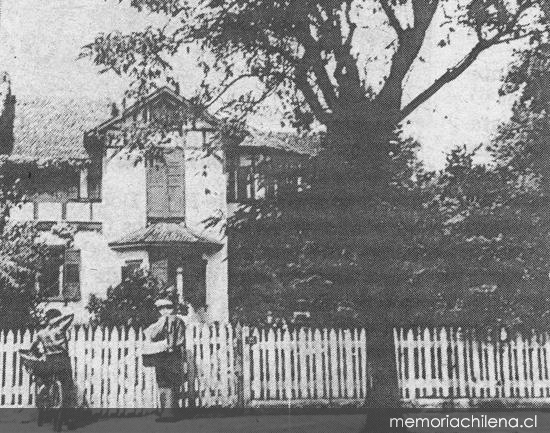 Casa de José Donoso en la calle Constanza, hoy Av. Holanda