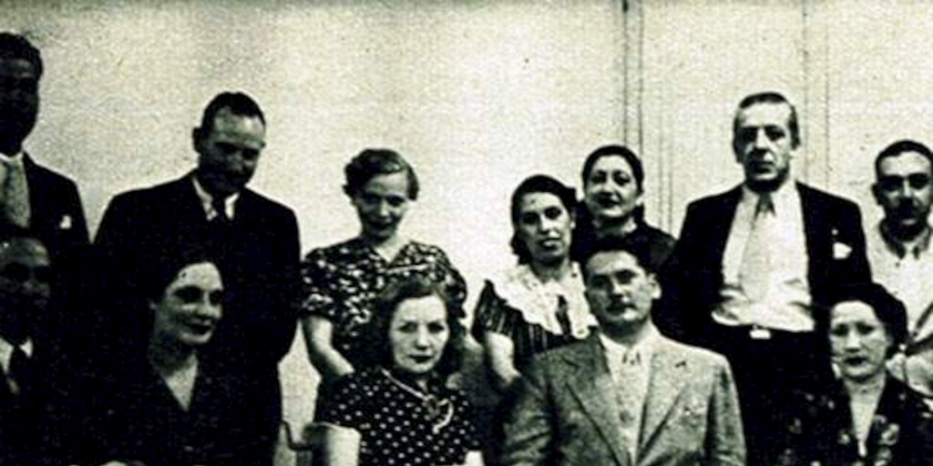 Bienvenida para Luis Enrique Délano a su regreso de España, 1937