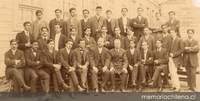 Alumnos de la Escuela Normal de Victoria, provincia de Malleco, 1919