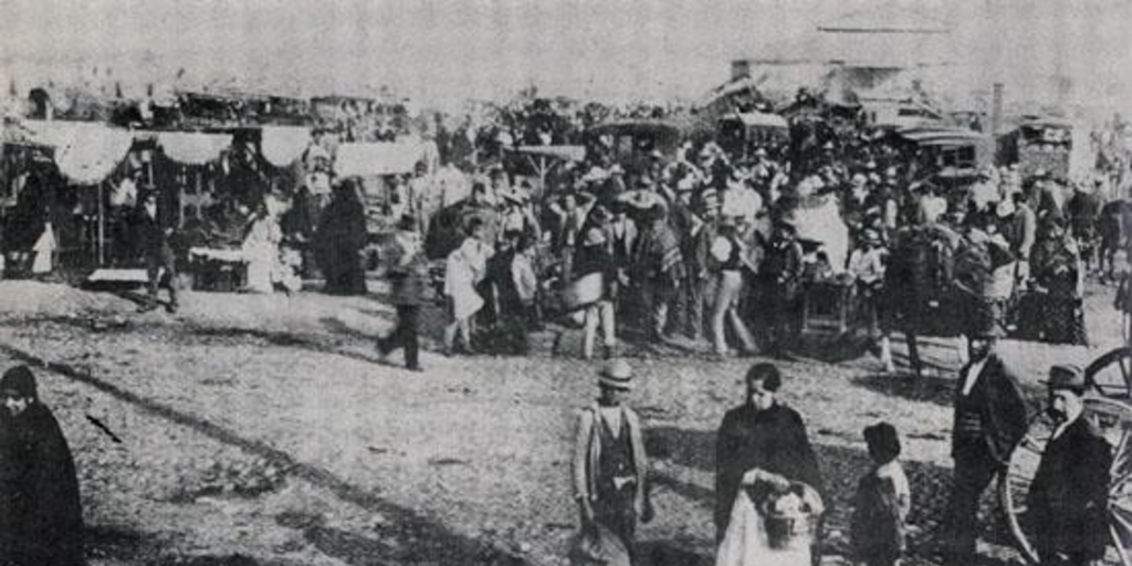 Mercado popular a orillas del río Mapocho, 1902