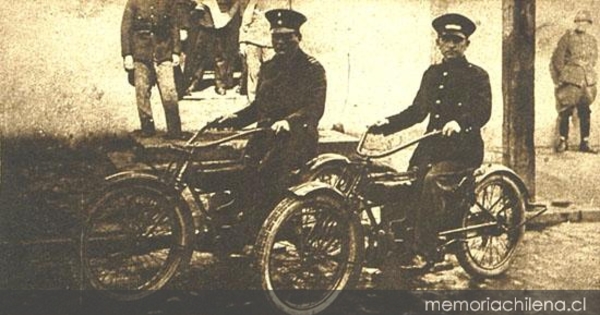 Oficial y Guardián de la Policía de Santiago, 1922