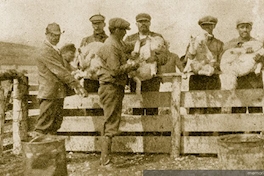 Obreros de la Estancia Las Lagunas, Magallanes, 1920