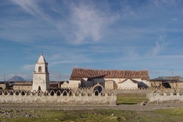 Iglesia santuario de Isluga, Primera Región, 2003