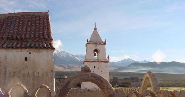 Iglesia santuario de Isluga, Primera Región, 2003