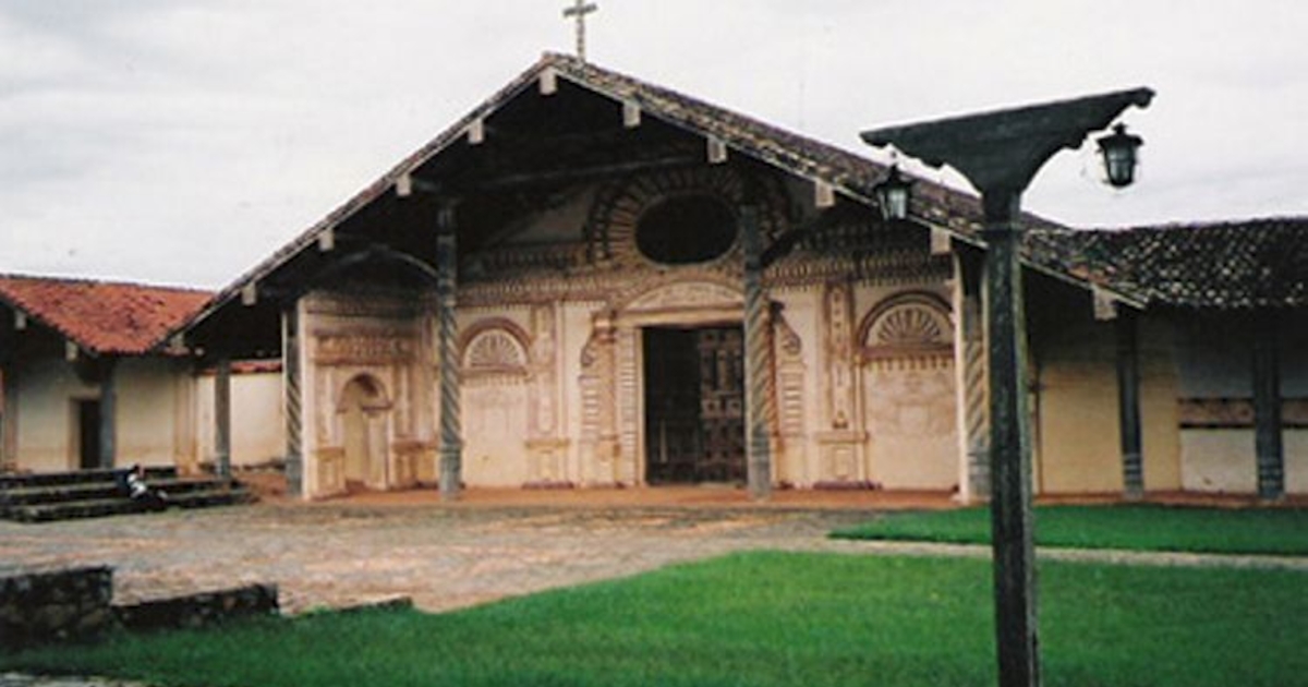 Iglesia de San Javier, Chiquitanía, Bolivia, 2003