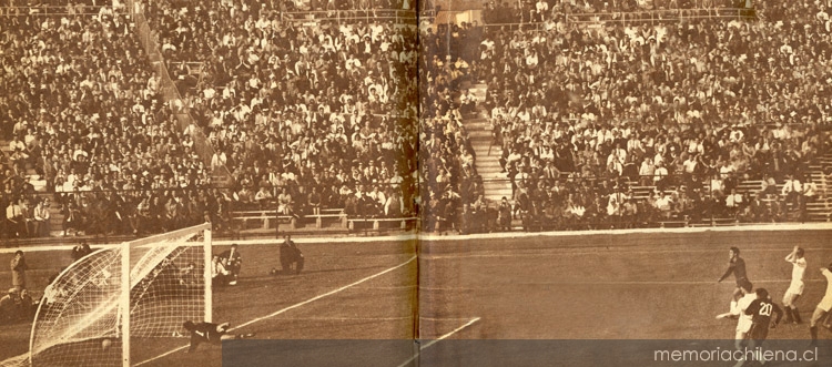 Gol de Eladio rojas, en el partido Chile-Yugoslavia por el 3º lugar, 16 de junio de 1962