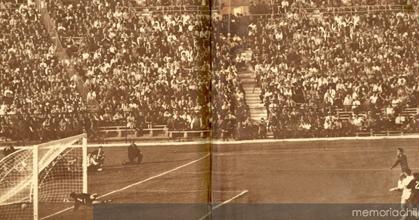 Gol de Eladio rojas, en el partido Chile-Yugoslavia por el 3º lugar, 16 de junio de 1962