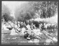 Paseo al campo, familia Vergara-Errázuriz, ca. 1900