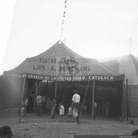 Presentación de La pérgola de las flores en la carpa-teatro Luis Alberto Heiremans, 1965