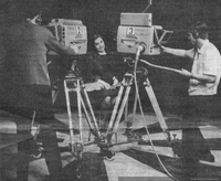 Violeta Parra grabando para el canal 9 de la Universidad de Chile, 1966