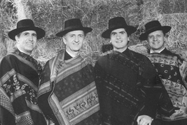 Los Huasos Quincheros, ca. 1990