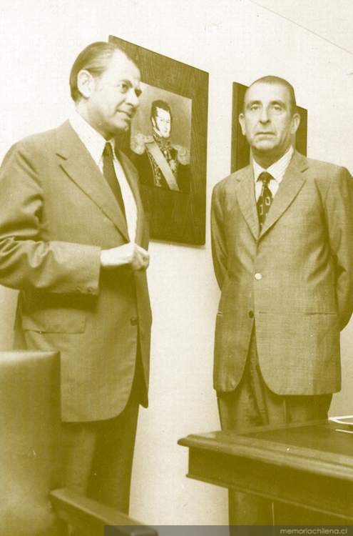 Eduardo Frei con Patricio Aylwin en su oficina