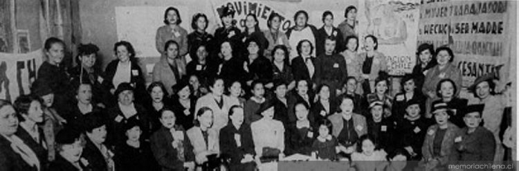 Mujeres del Memch en reunión