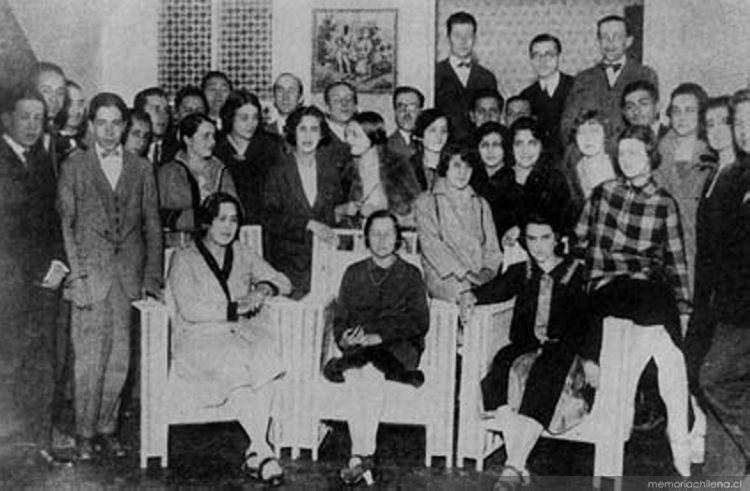 Elena Caffarena y sus compañeros de la Escuela de Derecho, 1926