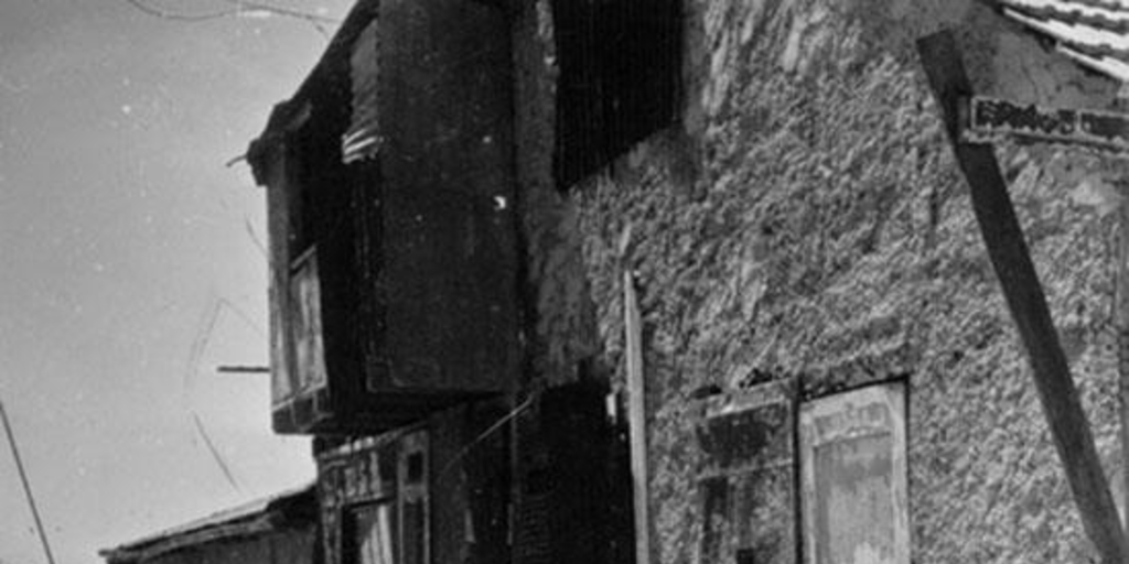 Calle y mujer, hacia 1960