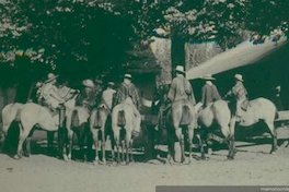 Campesinos a caballo, ca. 1906