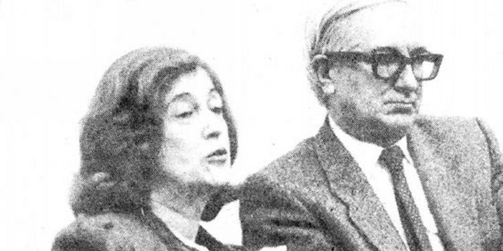 Cecilia Casanova y Carlos Ruiz-Tagle en presentación de libro